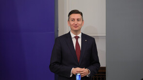 Министърът на иновациите и растежа създава консултативен съвет от роботи