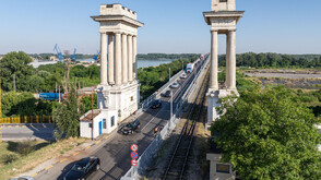 Утре пускат движението по ремонтирания участък на Дунав мост при Русе (СНИМКИ)