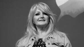 Почина музикалната легендарна певица Бони Тейлър
