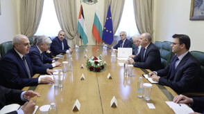 Румен Радев се срещна със специалния пратеник на президента на Държавата Палестина