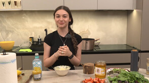 Кулинарни Gen Z изненади от Крисия в „Черешката на тортата“