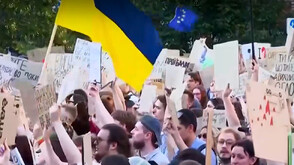 Кризата около смяната на министъра на отбраната в Украйна се задълбочава