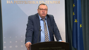 ДПС праща на прокуратурата сигнал за имотното състояние на вътрешния минитър и съпругата му
