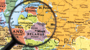 Латвия затвори границата си с Беларус