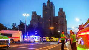 Трима загинали и 15 ранени при взрив край лятно заведение в Москва