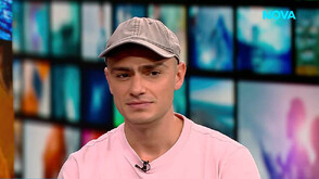 „Новите известни”: Кой е Михаил Стоянов и защо не иска да има плочки на корема