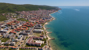 Затварят плаж в Свети Влас заради замърсяването на водите