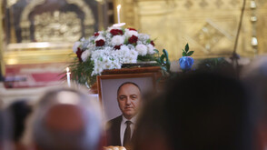 Близки, политици и представители на съдебната власт се простиха с Антон Станков