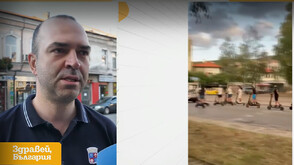 Притеснително видео от Кюстендил: Десетки деца на тротинетки сред автомобилите