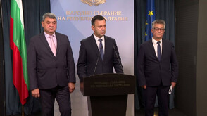 Предлагат около 2300 автомобила на МВР да бъдат оборудвани с дефибрилатори