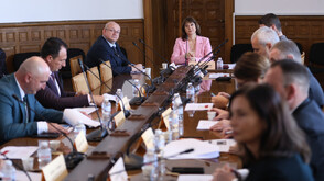 Хората най-често се обръщат към омбудсмана заради тока, парното и водата