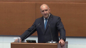 Румен Радев: Заставаме до Германия срещу хибридните атаки, но трябва да мислим и за риска от ескалация