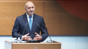 Румен Радев: Заставаме до Германия срещу хибридните атаки, но далекобойните оръжия срещу Русия създават риск от ескалация