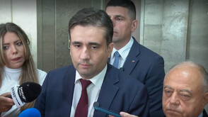 „Демократична България” иска изслушване на ДАНС заради данни за обучение на руски военни у нас