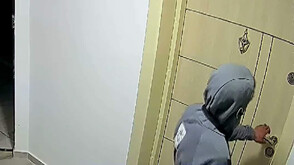 Мъж проникна в апартамент в центъра на София, докато собствениците спят