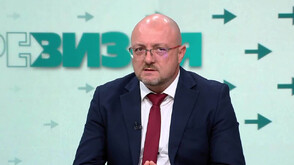 България трябва да запази интеграцията си в Европа, да говори със САЩ и да намали рисковете заради Русия, смята Косьо Стойчев