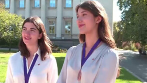 Младите умове на България: Ученици завоюваха медали на международна олимпиада по лингвистика