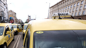 Таксиметровият бранш в готовност за протести