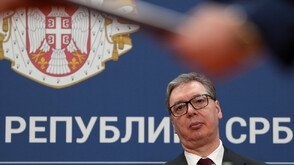 Сръбският президент Александър Вучич подаде оставка