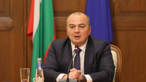 Протест с искане за оставката на земеделския министър