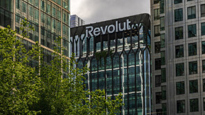 Срив в Revolut засегна плащанията и достъпа до приложението