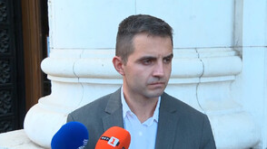Прокуратурата съобщи, че са повдигнати обвинения на един от задържаните за убийството на Слави Бинев
