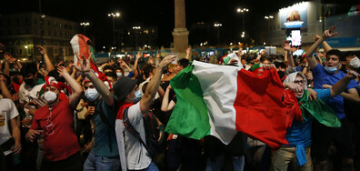 Италия празнува след победата над Турция на UEFA EURO 2020