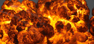 Мощна експлозия в рафинерия в Тексас, евакуираха стотици (ВИДЕО)