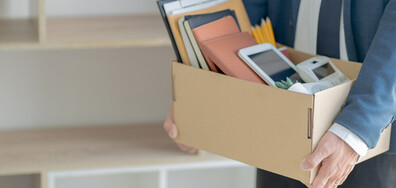 Депутати от ДБ внесоха законопроект за съкращение на 5% от чиновниците до 2030 г.