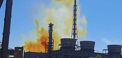 Ярко оранжев дим се издигна над химическия завод в Димитровград (ВИДЕО)