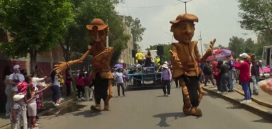 Мексико Сити стана домакин на Парад на цирковите фигури (ВИДЕО)