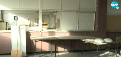 Училищна столова става физкултурен салон в Перник