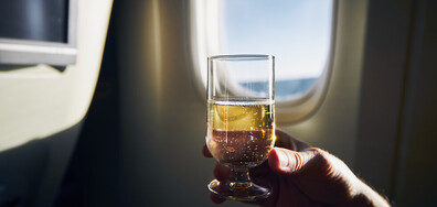 Британци изпиха целия алкохол на полет до Турция... за 25 минути