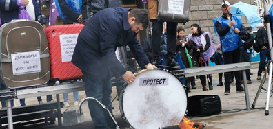 Енергетици и миньори от въглищните региони излязоха на протест (ВИДЕО+СНИМКИ)