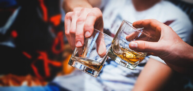 Европа пие по-малко алкохол, България – наопаки: Защо най-често посягаме към чашката?