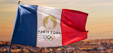 На финалната права: Олимпийският огън отплава за Франция (ВИДЕО)