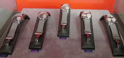 Продадоха за 4,4 млн. долара колекция часовници на Шумахер