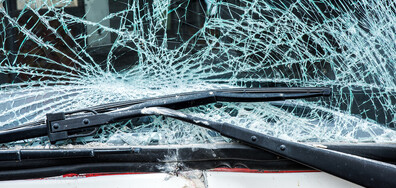 Жена пострада след удар между тир и кола в Кюстендилско