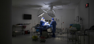 Румънски хирург забравил компрес в тялото на пациентка, тя починала