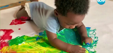 Най-младият художник в света: Бебе влезе в рекордите на „Гинес”