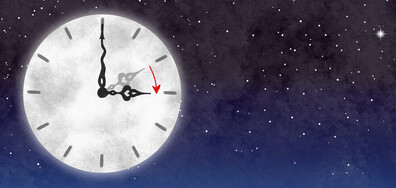 Защо учени ще изпращат часовници на Луната