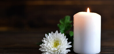 Почина известен турски продуцент и певец след падане от 16-ия етаж на сграда