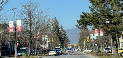 Оставиха в ареста шофьора, ударил патрулка при гонка в Казанлък