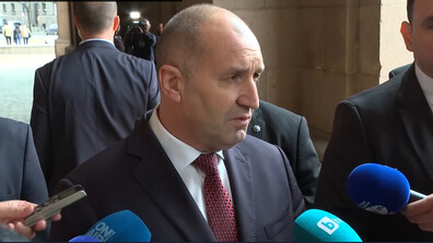 Румен Радев: Стабилността на правителството зависи от Борисов и Пеевски