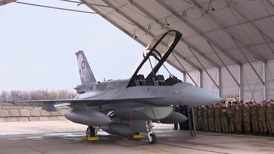 Комисията за контрол над службите заседава извънредно заради F-16