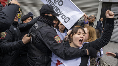 Протест в Истанбул след убийство на жена от бившия ѝ съпруг