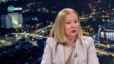 Надежда Йорданова: Целта на Радев е да излезе от президентството и да слезе на политическия терен