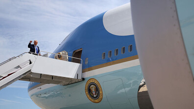 Air Force One - президентският самолет, който Доналд Тръмп иска да замени