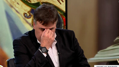 Веселин Маринов през сълзи разказа за детството и майка си (ВИДЕО)