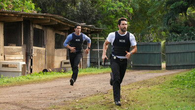 Необичайни кражби във флота във „Военни престъпления: Хавай"